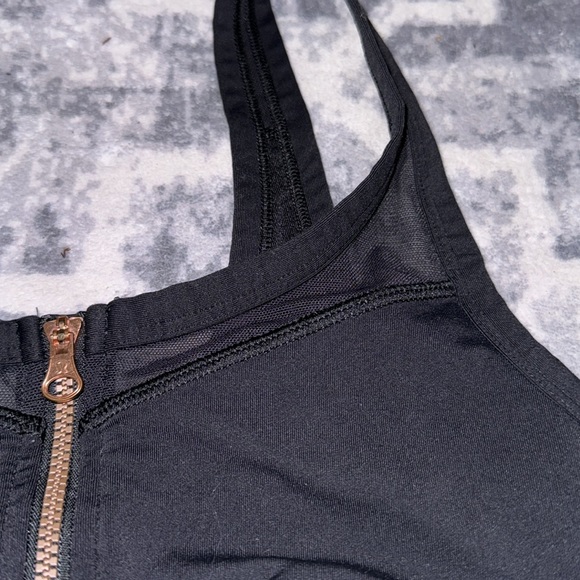 Lululemon Drop It Like It's Hot Bra Bordeaux Drama Released: 10/2015 - Picture 5 of 8